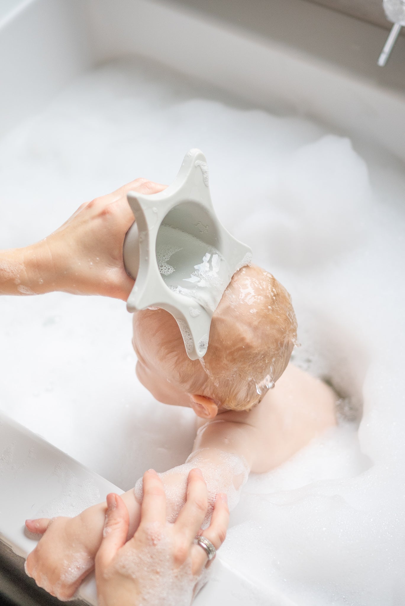 Kindsgut Shower Aid - Light Grey